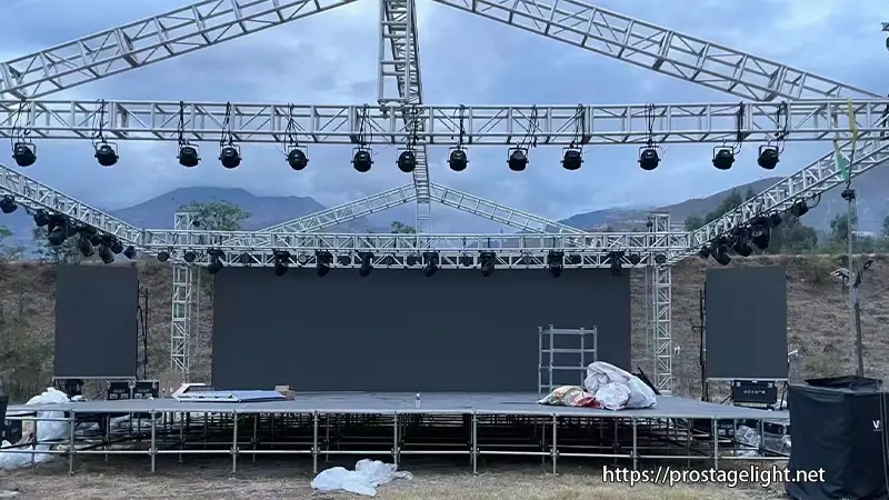 Exploring the Benefits and Versatility of Stage Moving LED Lights (4)